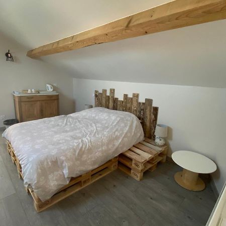 Fontainebrux Chambre Privative Chez Toutoune מראה חיצוני תמונה